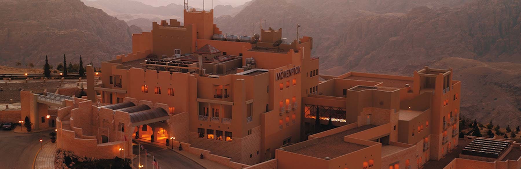 Movenpick Nabatean Castle Hotel