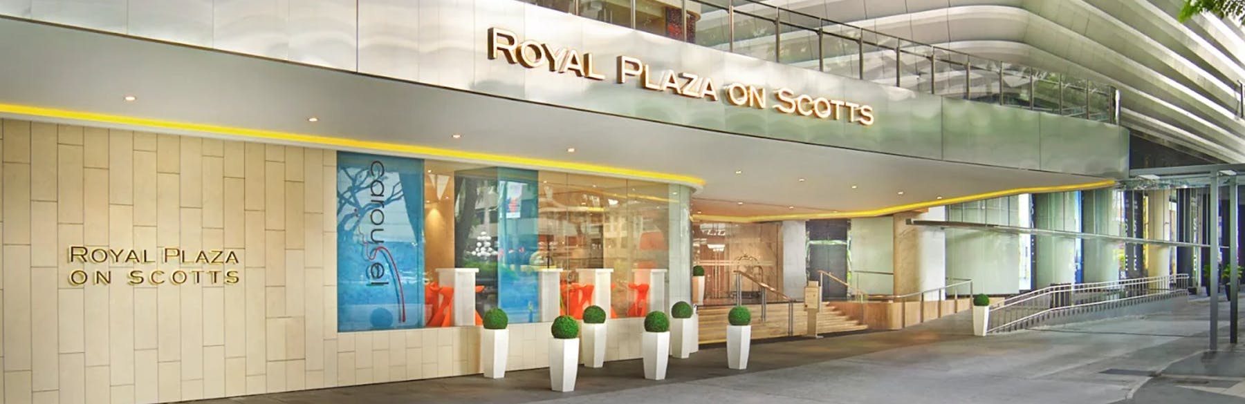 Royal Plaza on Scotts